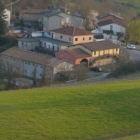 Agriturismo Di Sordiglio Casina Exterior photo