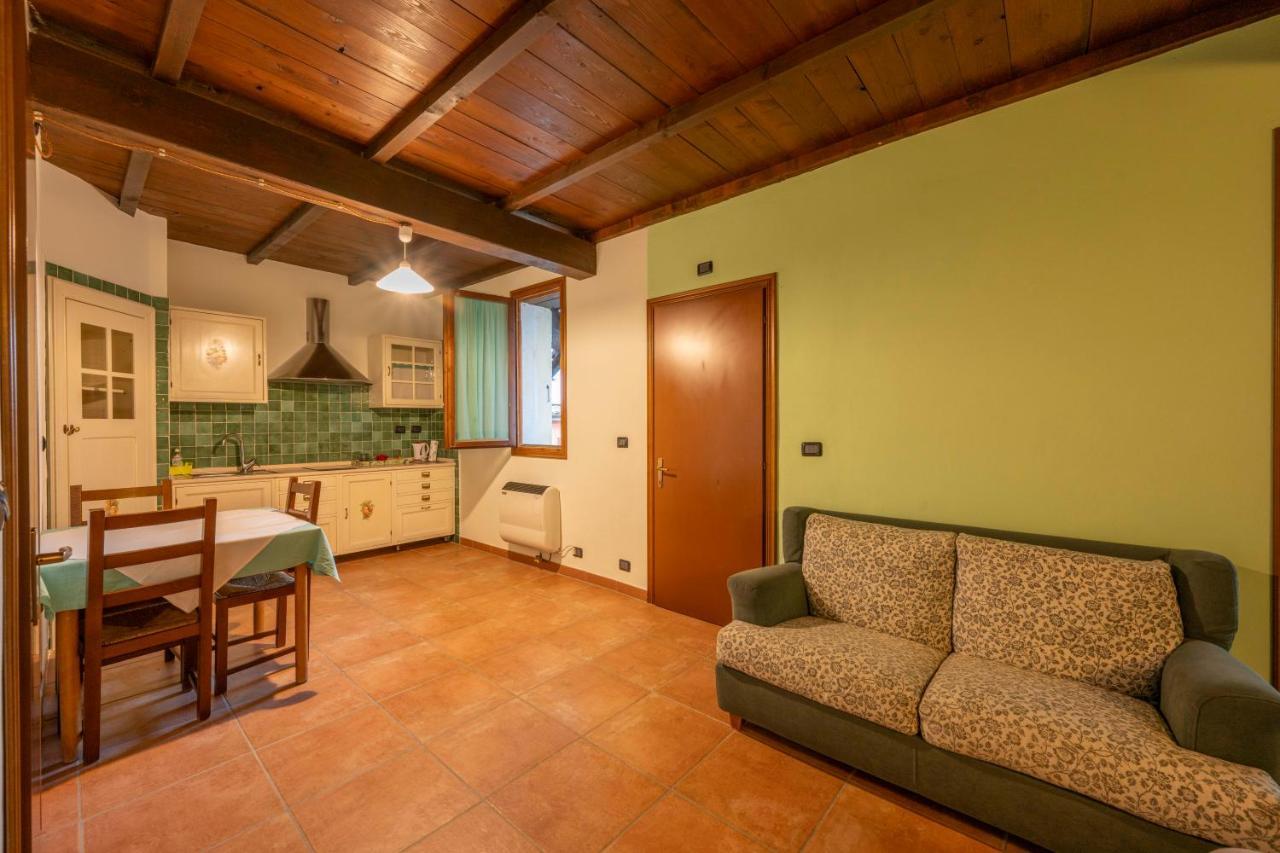 Agriturismo Di Sordiglio Casina Exterior photo